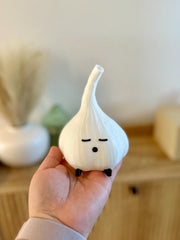 3D Printed Sleeping Garlic LED Lamp